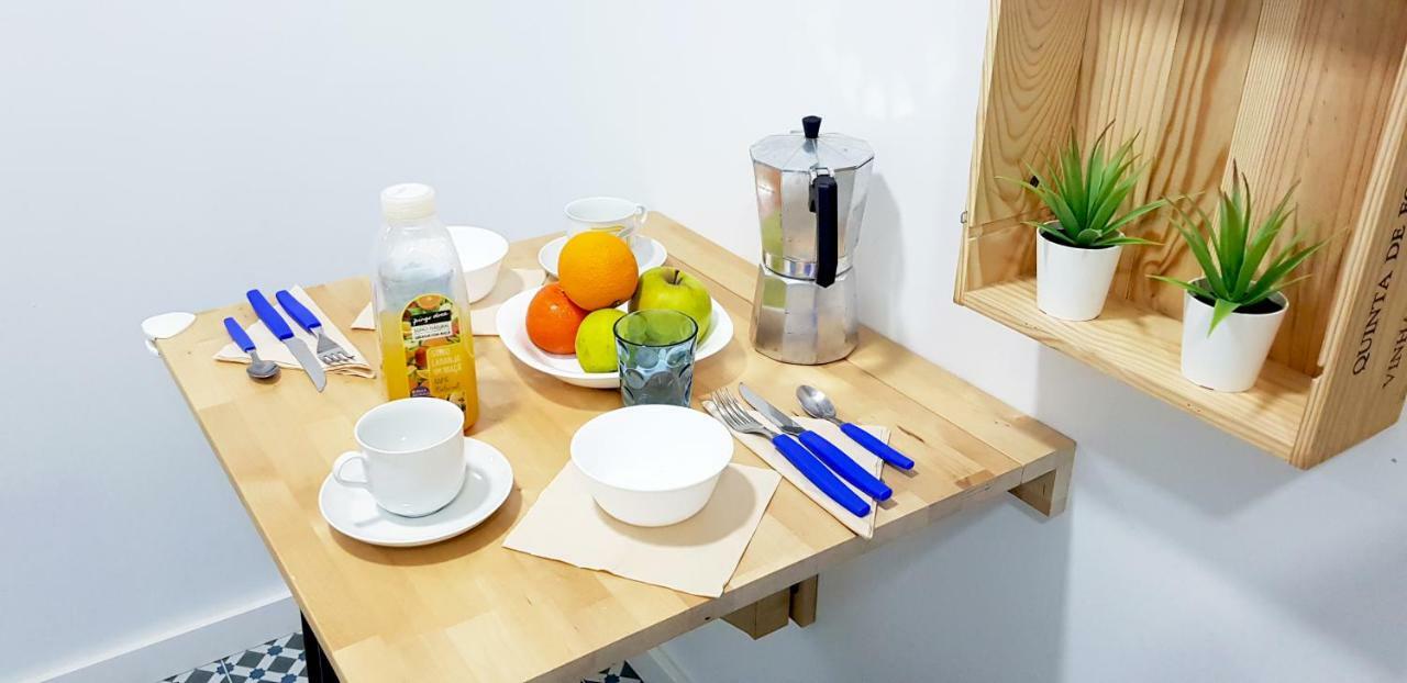 * 5 Star Apartment In Historic District * Walk 2 Alfama! Lisboa Extérieur photo